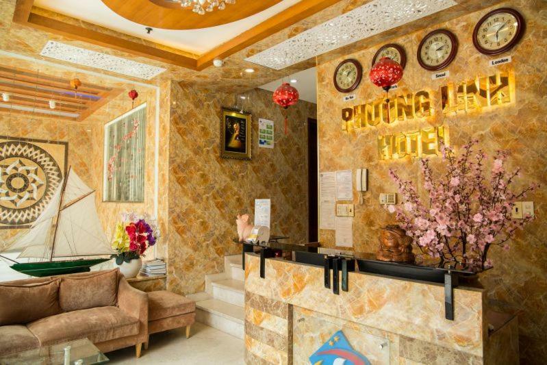 Phuong Linh Hotel Хошимин Екстериор снимка